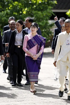 Prințesa Aiko în Laos. FOTO: Profimedia
