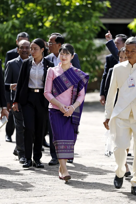 Prințesa Aiko în Laos. FOTO: Profimedia