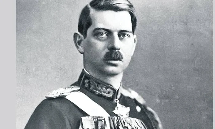 4 ianuarie: Parlamentul votează îndepărtarea prinţului Carol de la succesiunea tronului jpeg