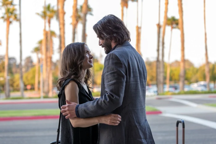 Keanu Reeves şi Winona Ryder formează un cuplu frumos (Foto: Profimedia).