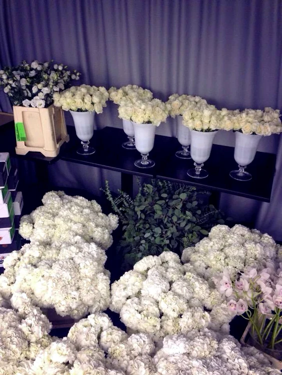 Nuntă Anda Adam: vedeta va avea sute de flori la locaţia din Snagov