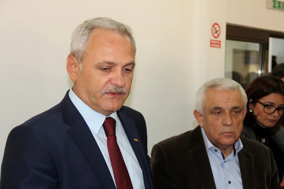 Preşedintele PSD Liviu Dragnea şi ministrul Agriculturii Petre Daea