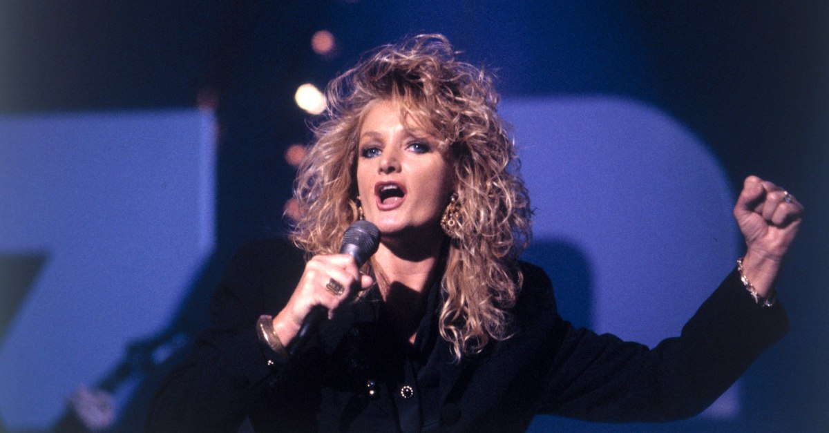 Bonnie Tyler: O Iubire de Peste Cinci Decenii și Moștenirea Sa