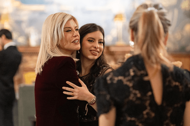 Imagini spectaculoase de la petrecerea pe care Loredana Groza a organizat-o pentru fiica ei, Elena. Cine a ajutat-o pe artistă