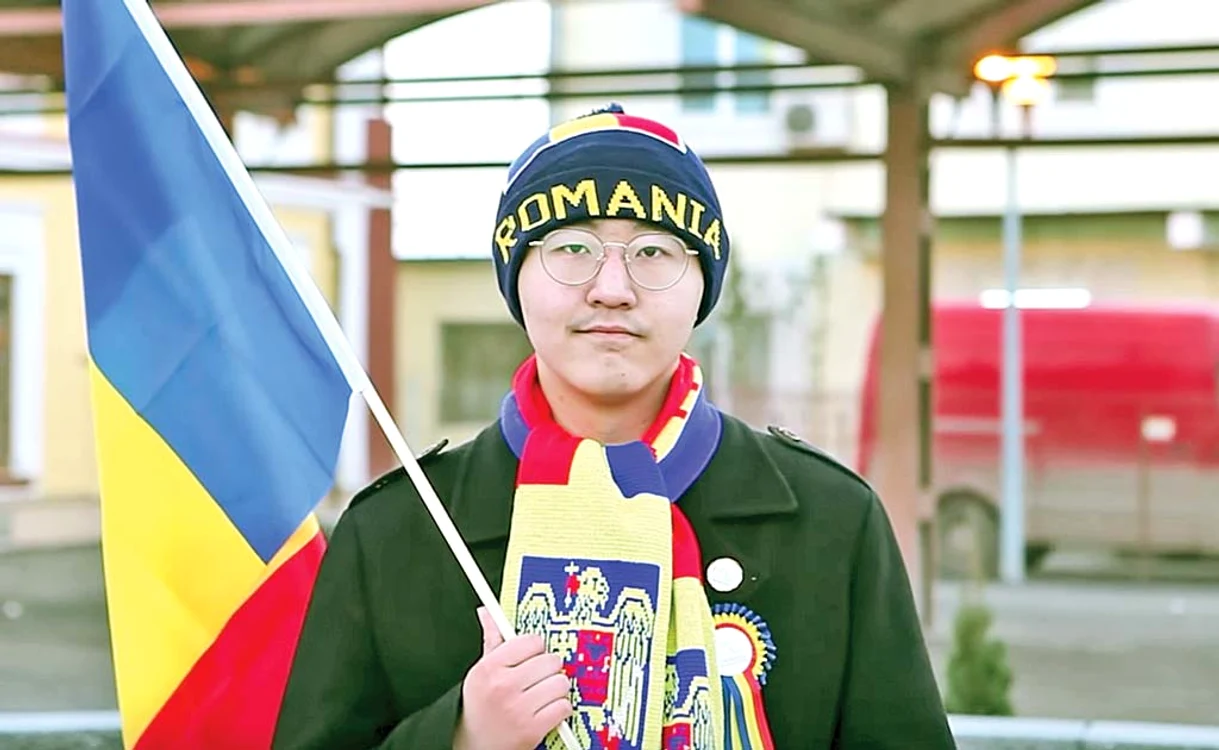 
    Yin Yuguo a venit  în 2018 în Bacău ca să  înveţe limba română  
