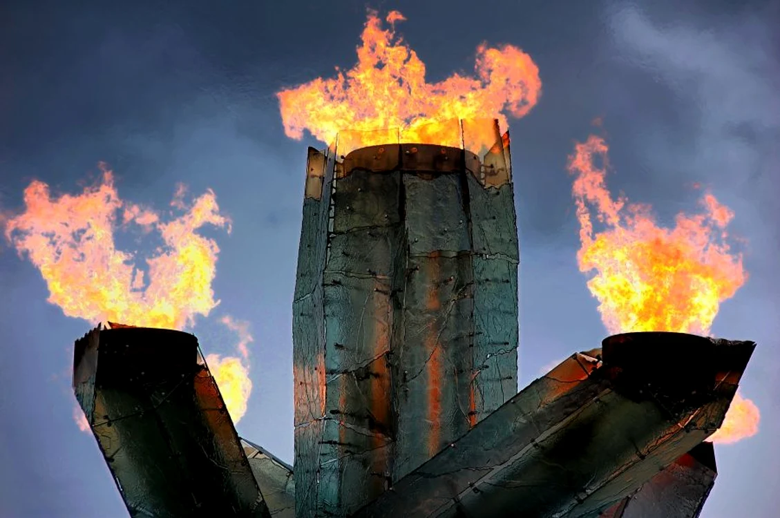 Flacăra Olimpică – soare, sport și istorie jpeg