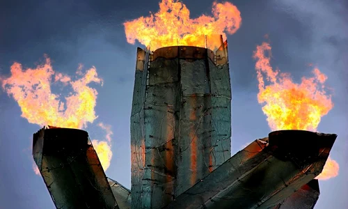 Flacăra Olimpică – soare, sport și istorie jpeg
