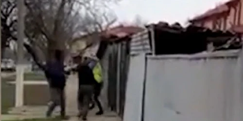 politisti batuti captura video observator jpg