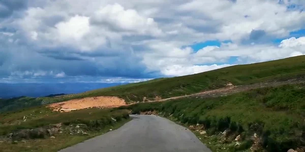 Transvâlcan, şoseaua din Pasul Vulcan