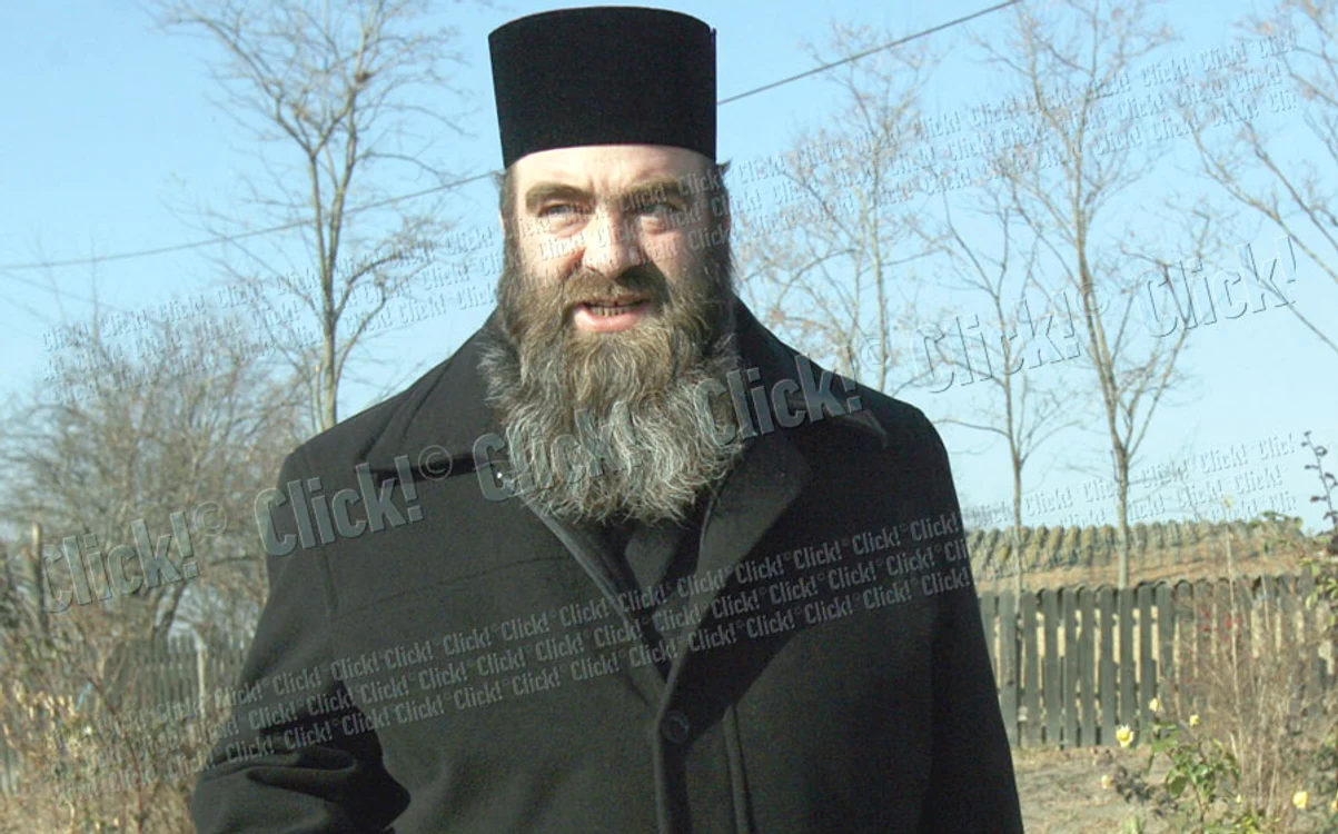 părintele  Rafael Mîţ
