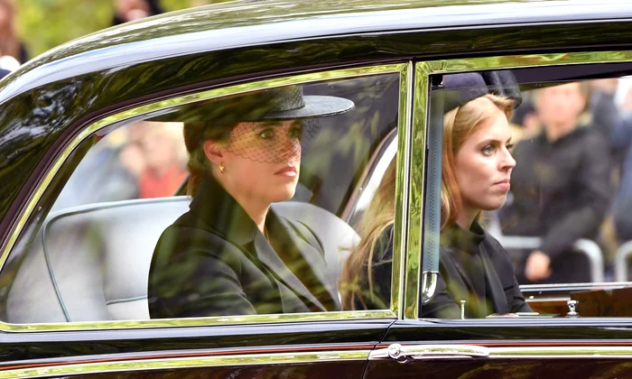 Prințesa Beatrice și Prințesa Eugenie  GettyImages 1425184681 jpg