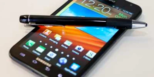 Galaxy Note, primul telefon-tabletă Foto: cnet.com