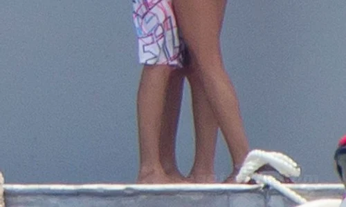 Justin Bieber şi Selena Gomez (FOTO EGOTASTIC) jpeg