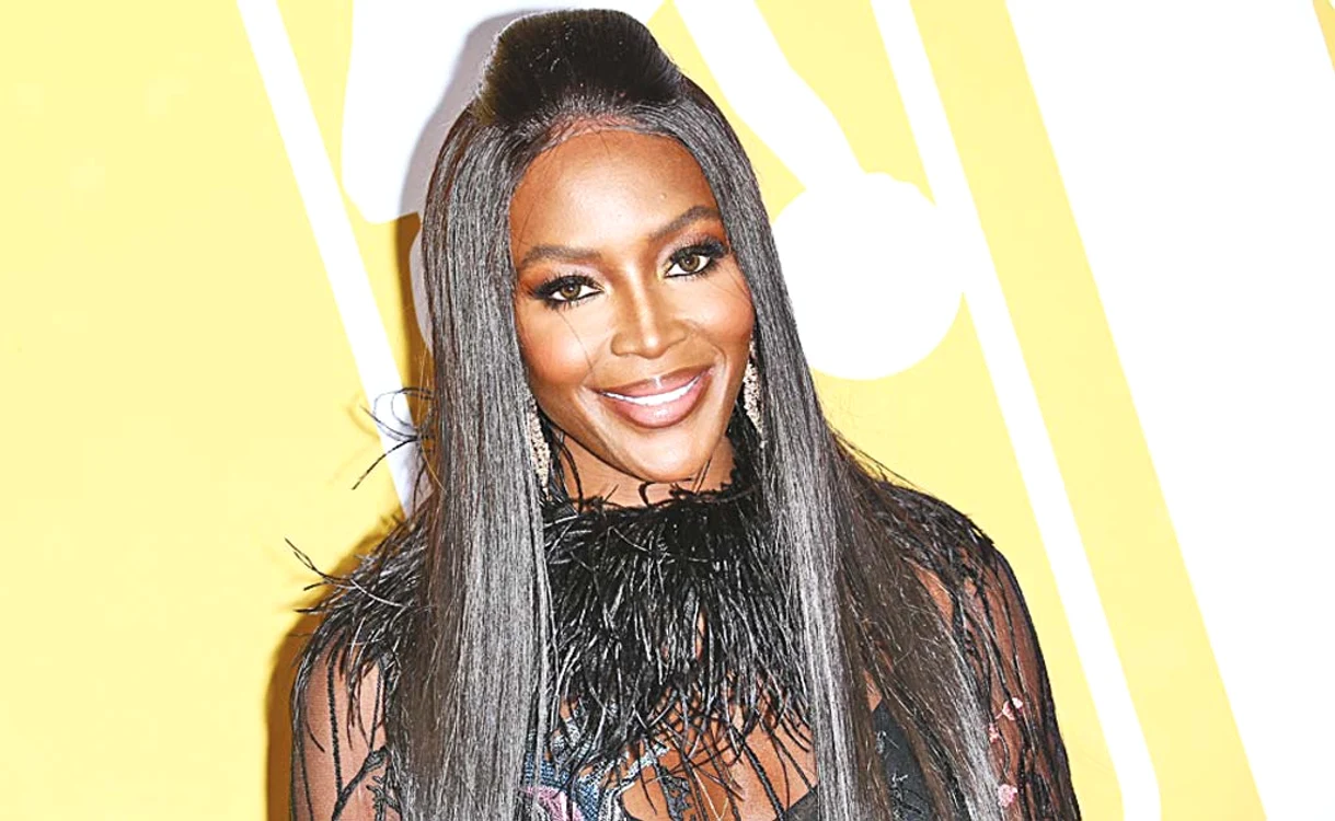 Naomi Campbell nu se simte bine dacă în jurul ei nu ard lumânări aromate scumpe