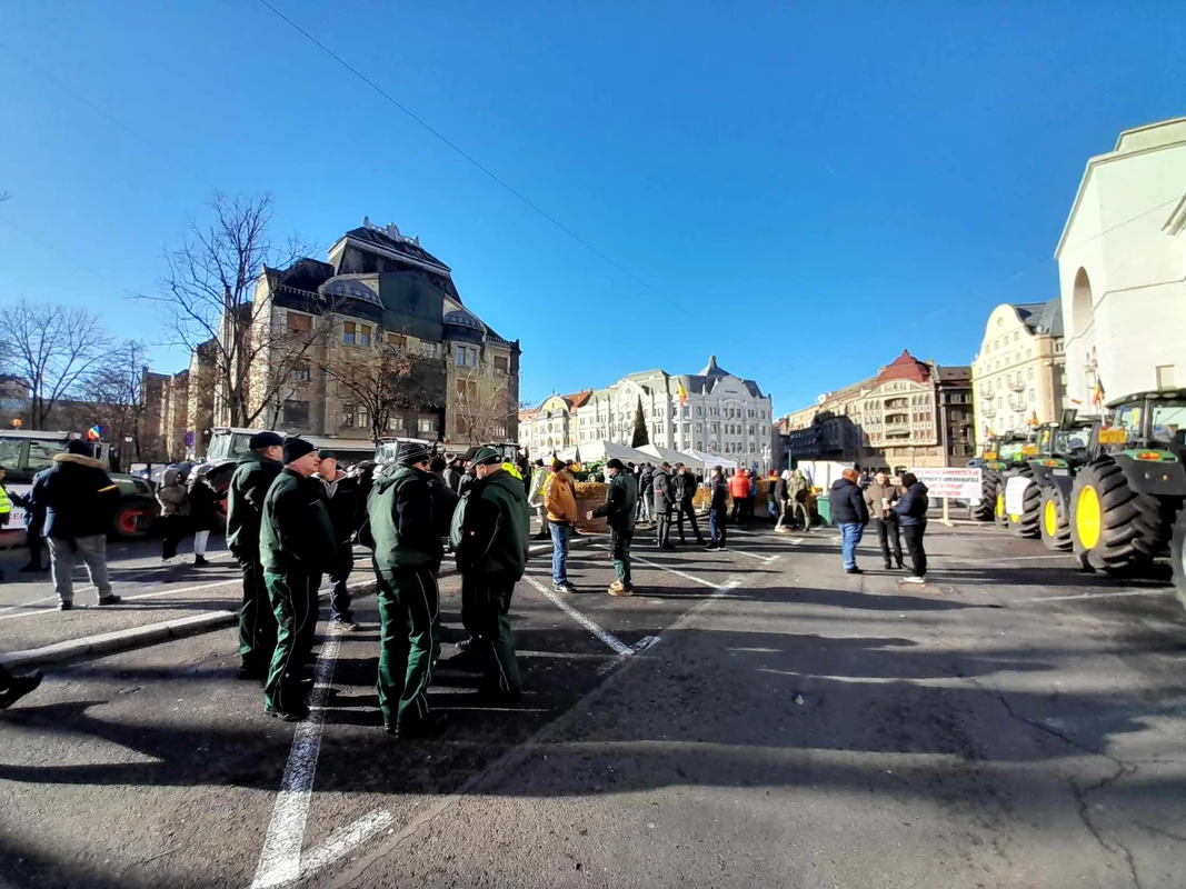O nouă zi de proteste al agricultorilor în centrul Timișoarei FOTO Ștefan Both