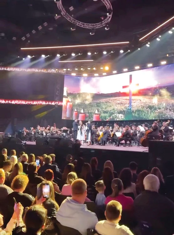 BT Arena a fost plină ochi şi Vlăduţa Lupău, aplaudată la scenă deschisă