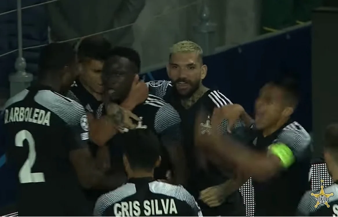 Bucuria jucătorilor FC Sheriff după primul gol marcat în Liga Campionilor