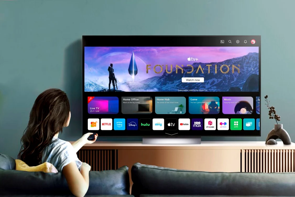 Televizor smart LG OLED EVO 2023.