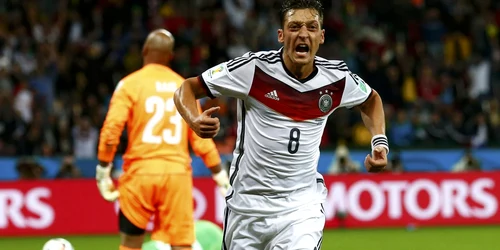 Germania Algeria Ozil FOTO Reuters