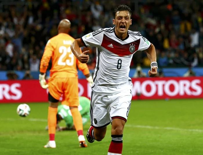 Ozil, marcatorul golului doi al germanilor. FOTO: Reuters