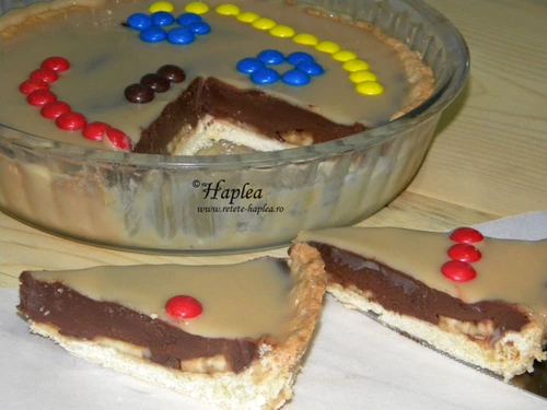 tarta cu ciocolata banane si caramel poza 12 jpeg