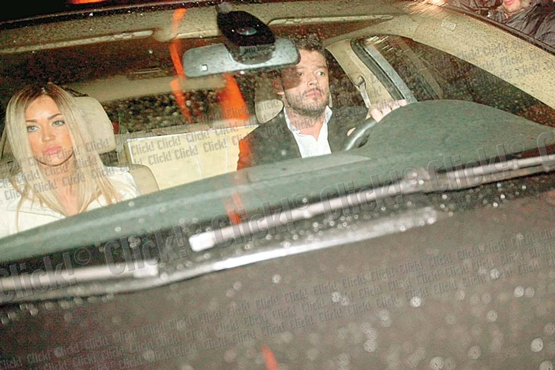 
    Deşi sunt în pragul  divorţului, Victor e la fel  de protector cu Bianca (Fotografii: Mihai Ionescu)  