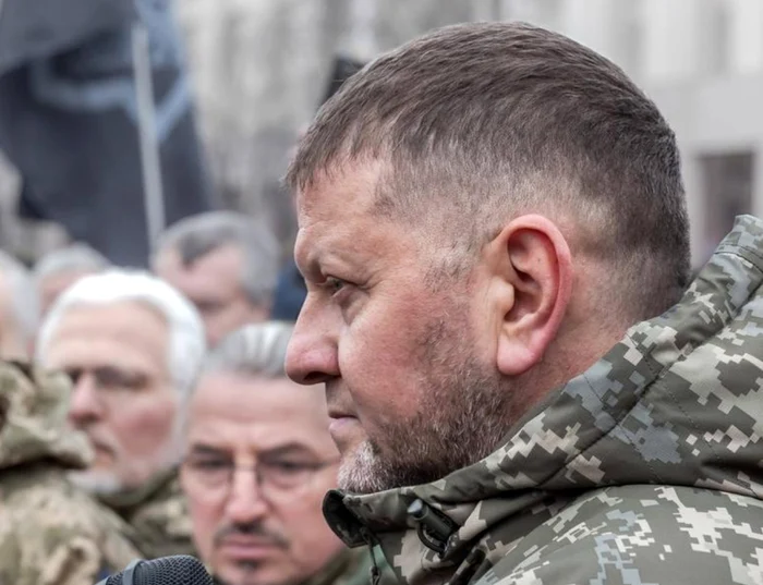 Generalul Valeri Zalujnîi FOTO X