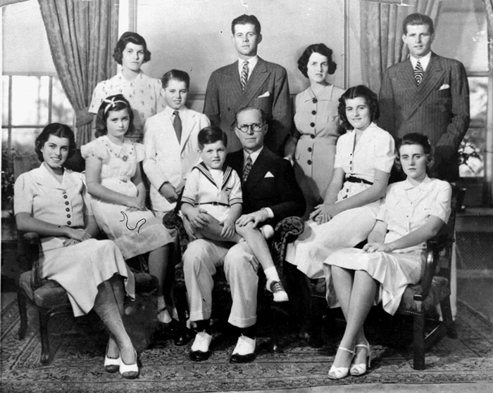 3 familia kennedy sursa dailygazette com jpg jpeg
