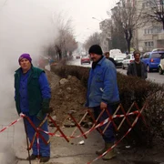 Repararea unei conducte de agent termic a lasat cartierul Nord fără apă caldă şi căldură