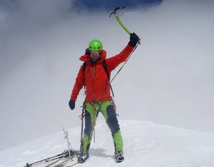 Salvamontiștii susțin că zona era periculoasă și este posibil să se fi desprins o stâncă cu el Foto: Facebook