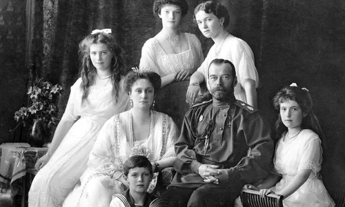 Dezbatere „Historia“: Vestea ce a şocat România: Asasinarea Ţarului Nicolae al II lea şi a familiei sale / VIDEO jpeg