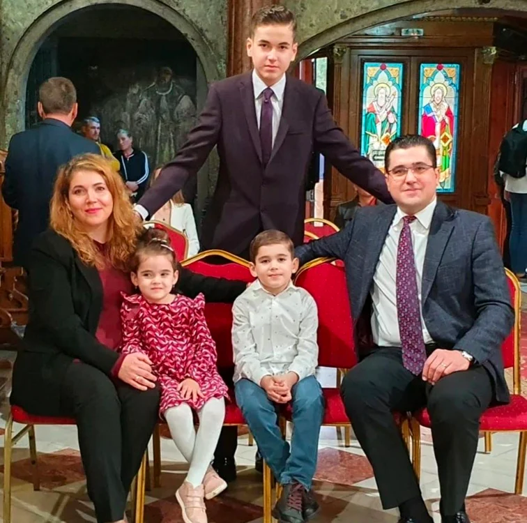 Gelu Voicu are o familie superbă