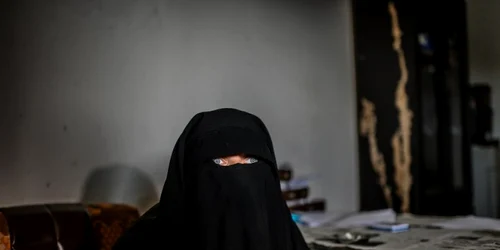 Femeie tabara al Hol Siria FOTO AFP