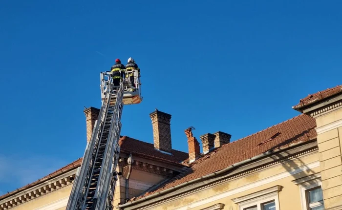 Intervenții după cutremurul de 4 din Satu Mare. Sursa foto: Portal SM /ISU Satu Mare