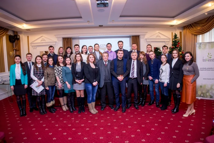 Tinerii vor beneficia de traininguri ţinute de cei mai buni specialişti în drept. FOTO INVENTO