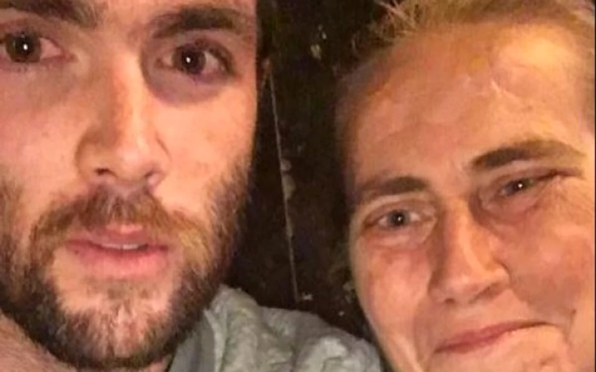 Jonathon Pengelly, un britanic cu inimă mare, a făcut un gest emoţionant pentru o femeie fără adăpostFotografii: Facebook