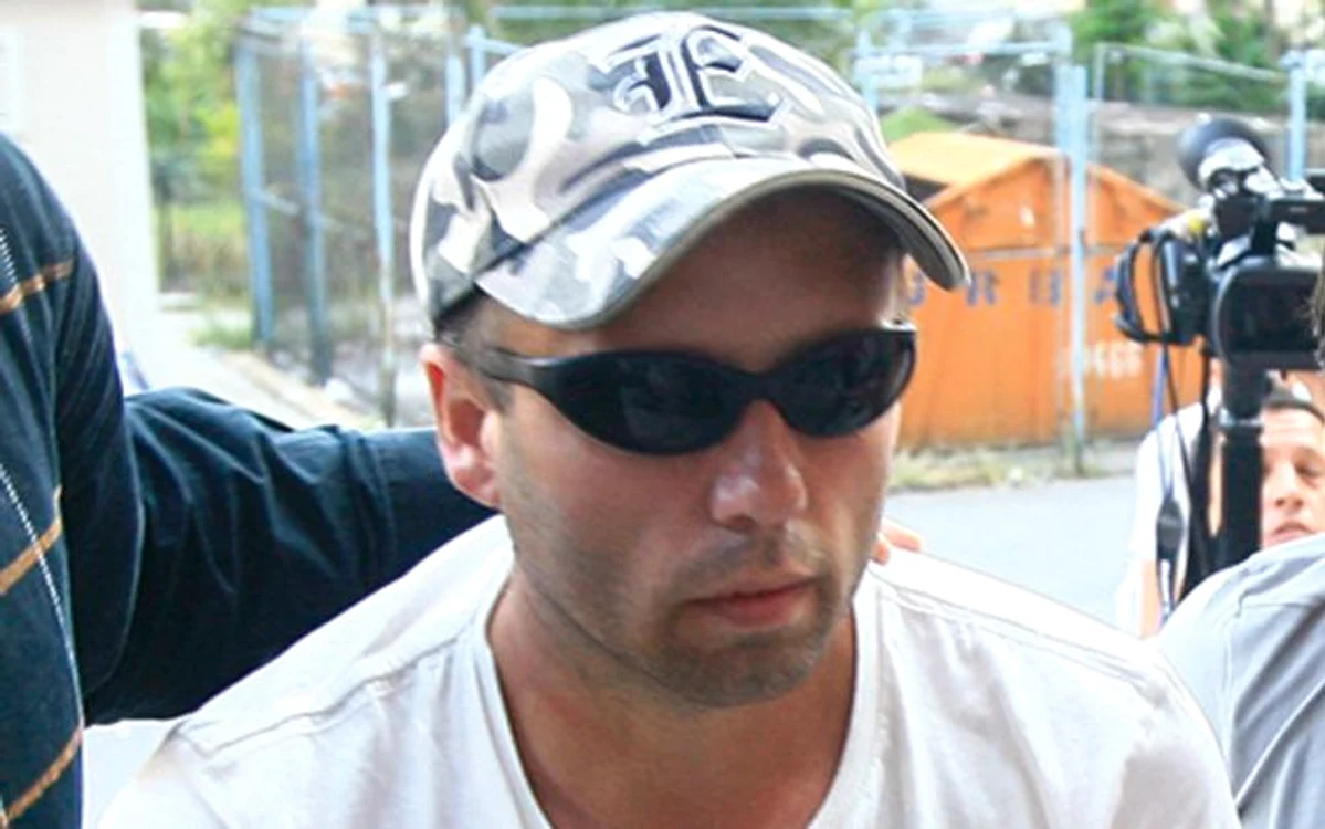 Hackerul Guccifer nu va fi extrădat în SUA