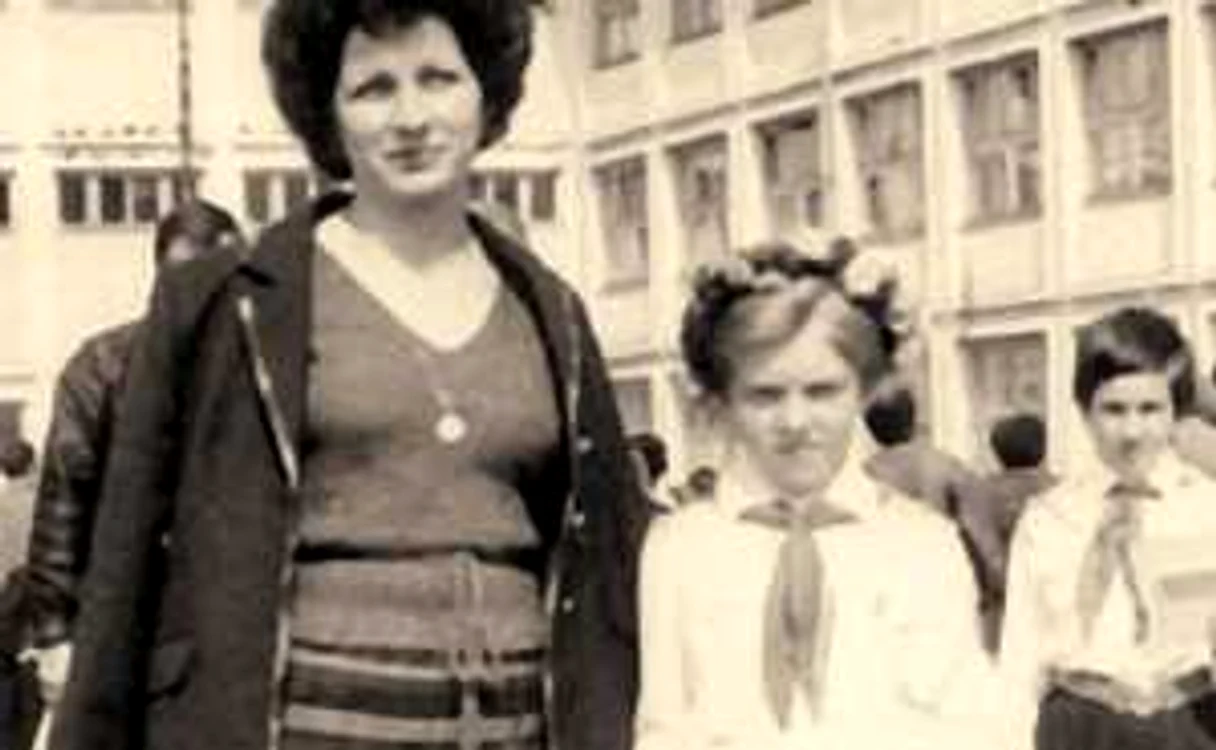 Fotografii:  Colecţia personală