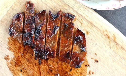 coaste de porc caramelizate jpeg