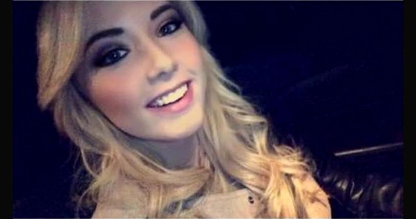 Hailie Scott a devenit o frumuseţe de fată