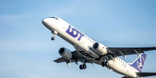 LOT Polish Airlines FOTO Facebook