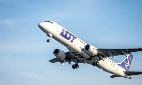 LOT Polish Airlines FOTO Facebook