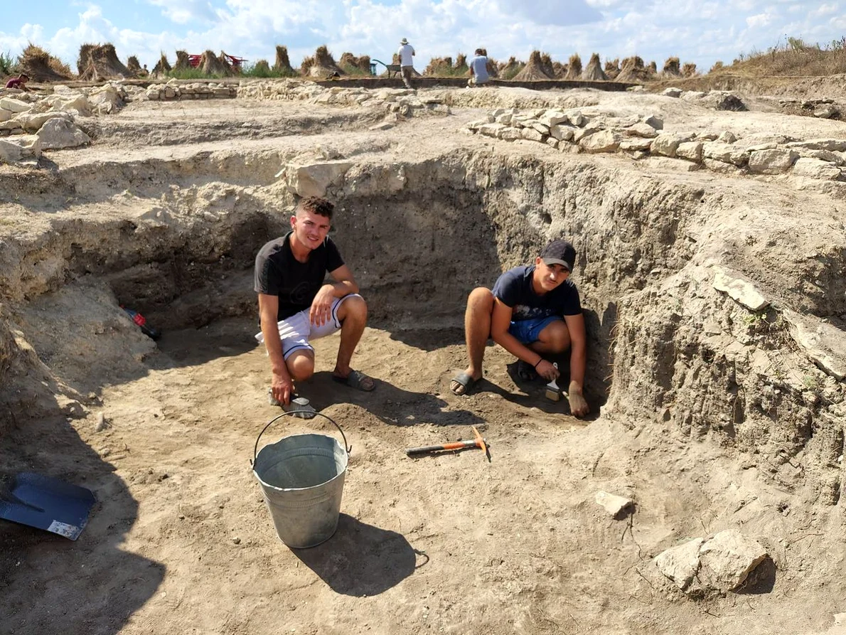 Cercetări arheologice la Açic Suat, județul Tulcea