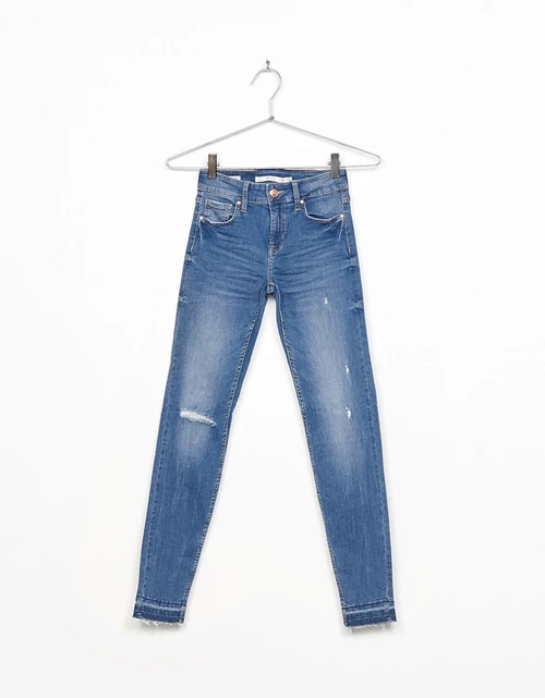 Blugi strâmţi, Bershka, 89,90 lei jpg jpeg