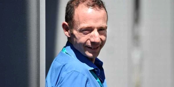 Timothy Brown , în vârstă de 46 de ani, era declarat oficial prima persoană vindecată în totalitate de maladie
