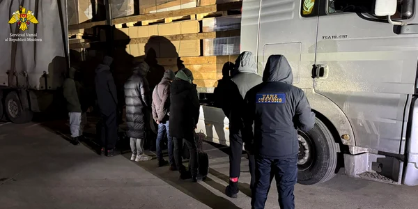 Imigranți ucraineni vamă FOTO Customs gov md png