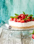 Cheesecake cu fructe Sursa foto shutterstock 746204539 jpg