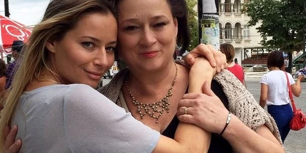 Laura Cosoi si Ligia Cosoi FOTO Arhiva personala