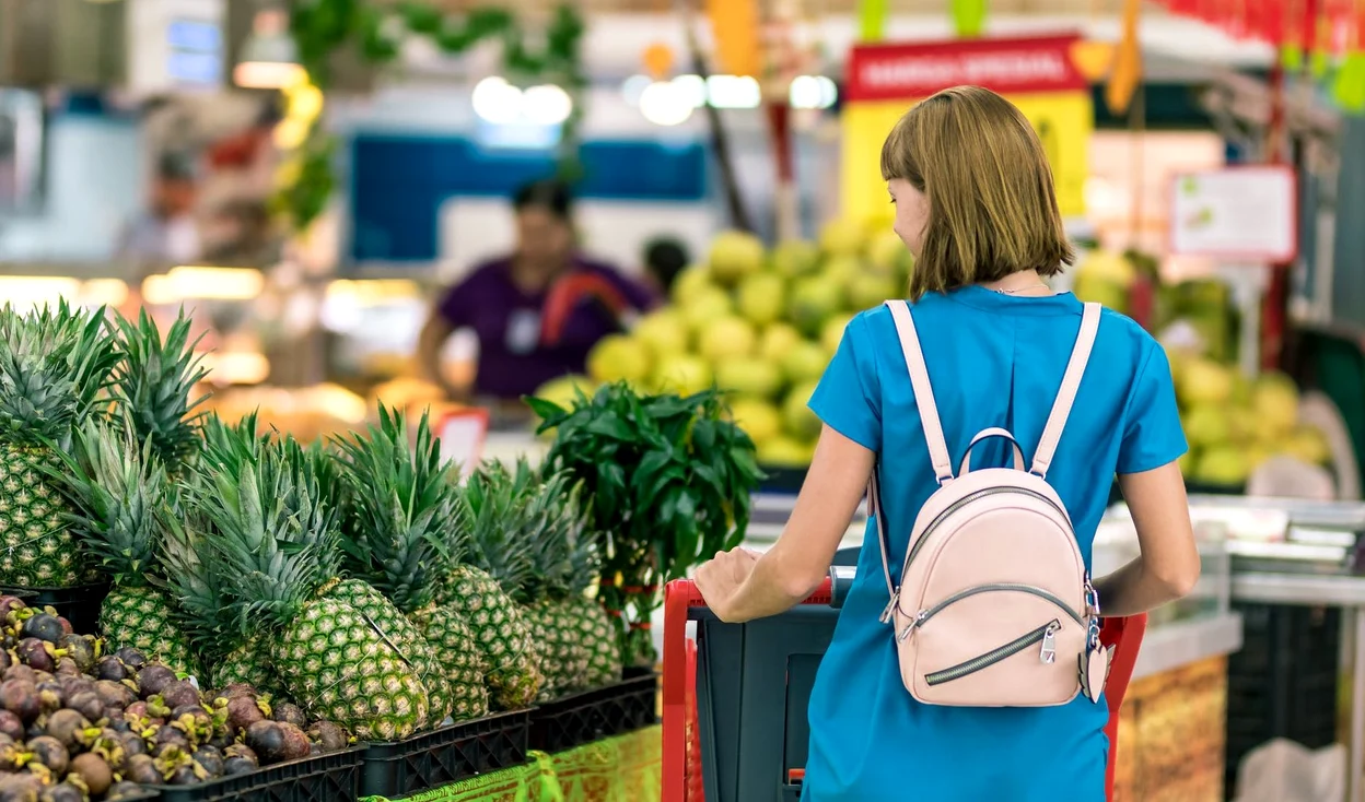 Coaliția pentru Libertatea Comerțului și a Comunicării dezaprobă închiderea magazinelor alimentare