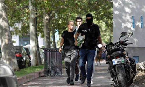 Miruna Pascu, mama lui Vlad Pascu se prezintă la audieri la DIICOT  Foto Inquam Photos  Octav Ganea